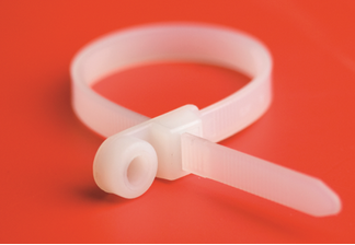 Хомут (стяжка) с монтажным отверстием  4.8 х 200  белый  (100шт)  DKC 252200-S (кратно 100)