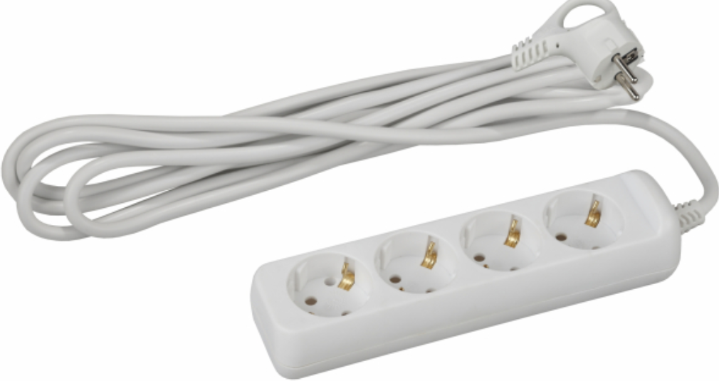 UX-4e-3m Удлин-ль ЭРА c заземл, 3х0,75мм2, 4гн, 3м (20/600)